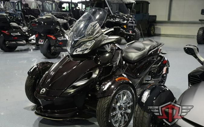 2014 Can-Am Spyder ST Limited SE5