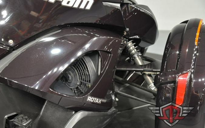 2014 Can-Am Spyder ST Limited SE5