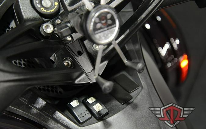 2014 Can-Am Spyder ST Limited SE5