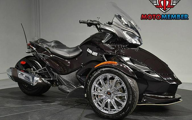 2014 Can-Am Spyder ST Limited SE5