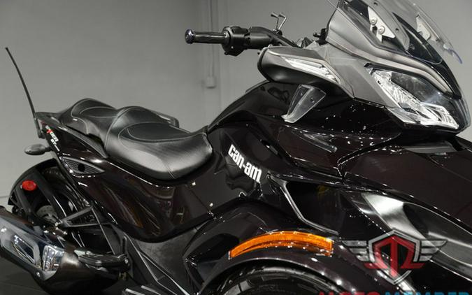 2014 Can-Am Spyder ST Limited SE5