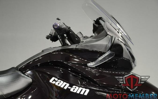 2014 Can-Am Spyder ST Limited SE5