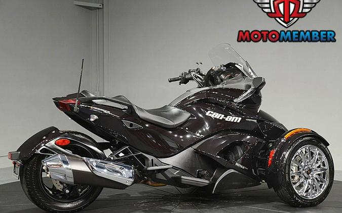 2014 Can-Am Spyder ST Limited SE5