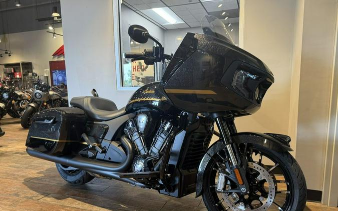 2026 Indian Motorcycle® Challenger 112 Dark Horse® with PowerBand Audio Package