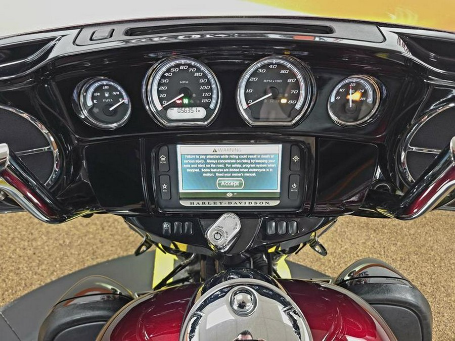 2015 Harley-Davidson® FLHTKL - Ultra Limited Low