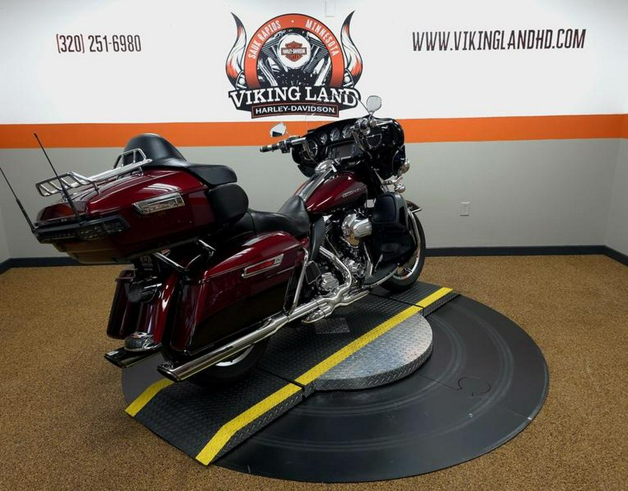 2015 Harley-Davidson® FLHTKL - Ultra Limited Low