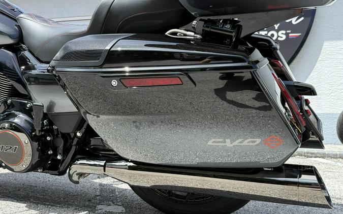 2025 Harley-Davidson FLTRXSE CVO Road Glide