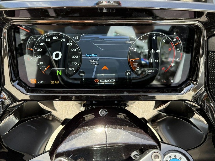 2025 Harley-Davidson FLTRXSE CVO Road Glide