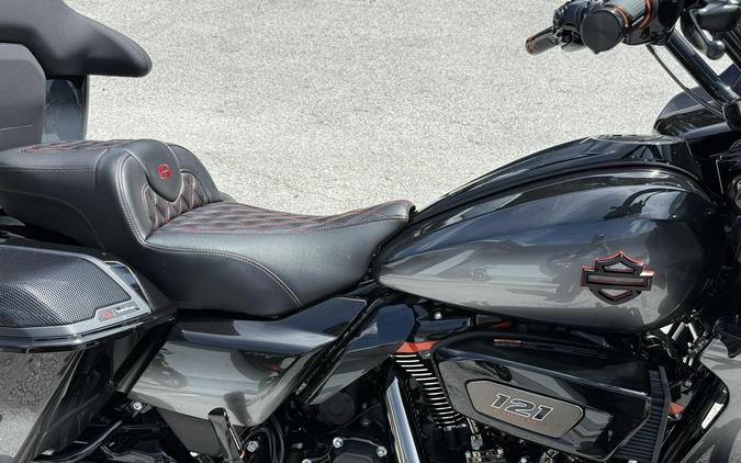 2025 Harley-Davidson FLTRXSE CVO Road Glide