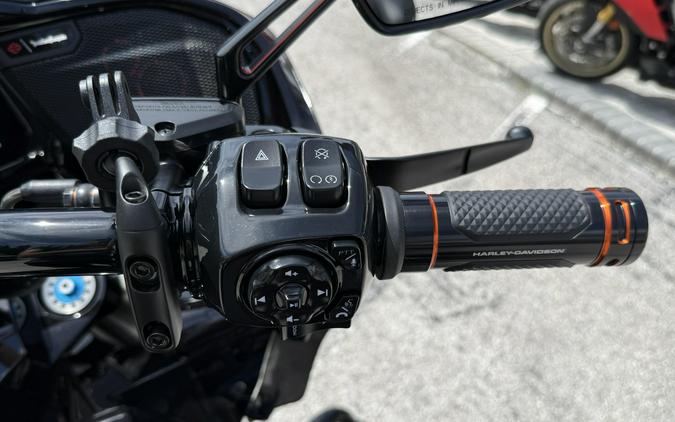 2025 Harley-Davidson FLTRXSE CVO Road Glide