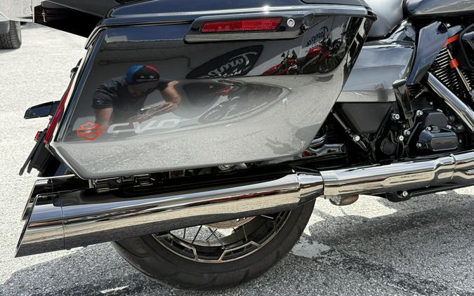 2025 Harley-Davidson FLTRXSE CVO Road Glide