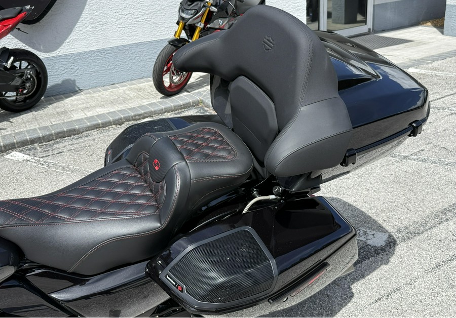 2025 Harley-Davidson FLTRXSE CVO Road Glide
