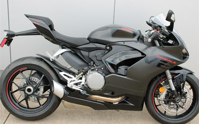 2025 Ducati Panigale V2