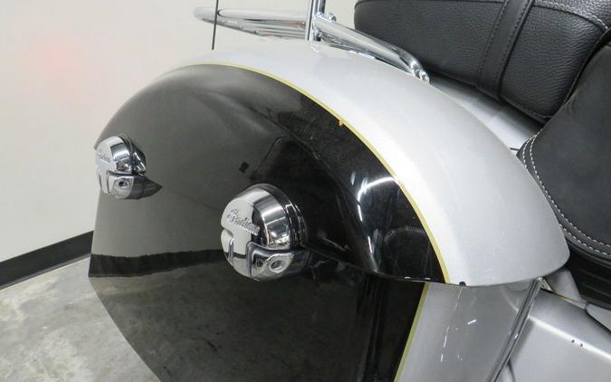 2017 Indian Motorcycle® Chieftain® Star Silver Over Thunder Black