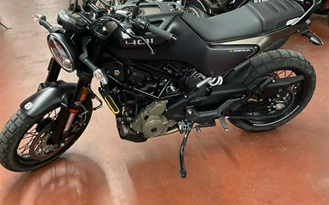 2022 Husqvarna Svartpilen 401