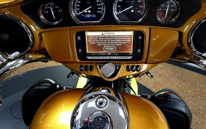 2015 Harley-Davidson® FLHTKSE - CVO™ Limited
