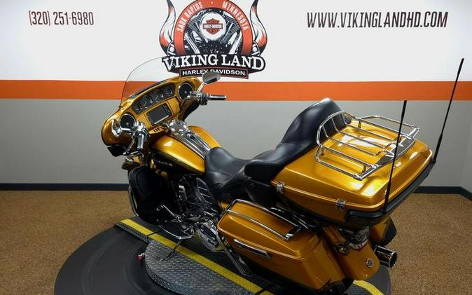 2015 Harley-Davidson® FLHTKSE - CVO™ Limited