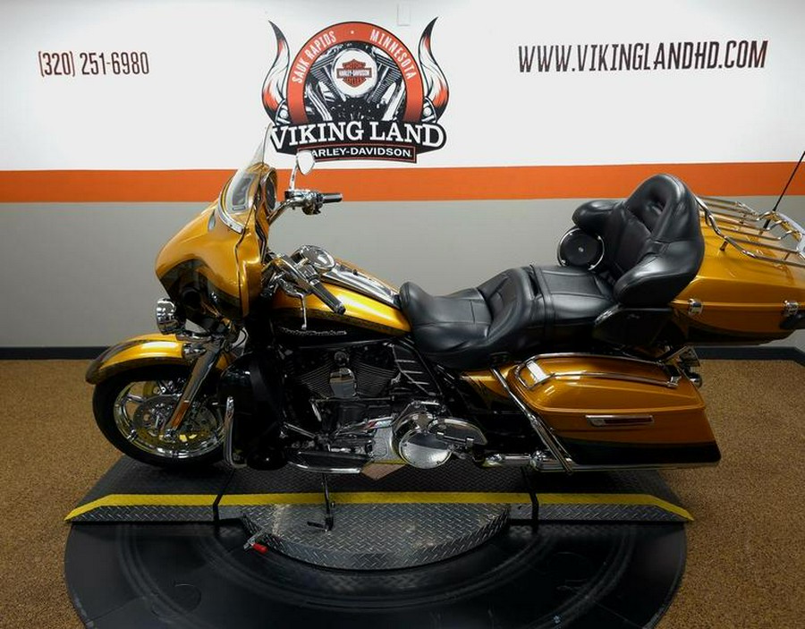 2015 Harley-Davidson® FLHTKSE - CVO™ Limited