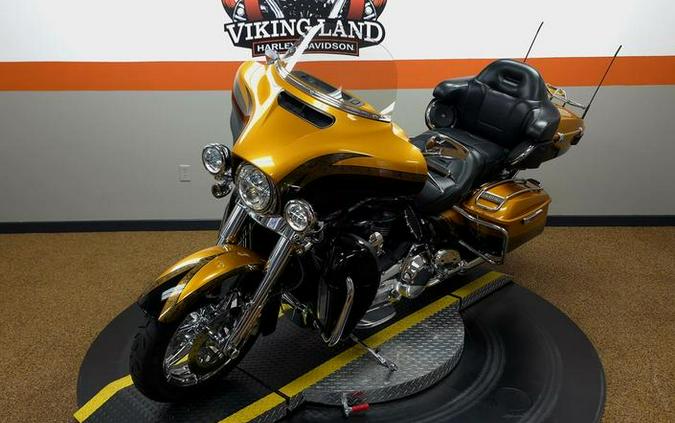 2015 Harley-Davidson® FLHTKSE - CVO™ Limited