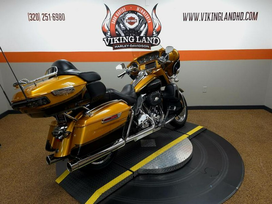 2015 Harley-Davidson® FLHTKSE - CVO™ Limited