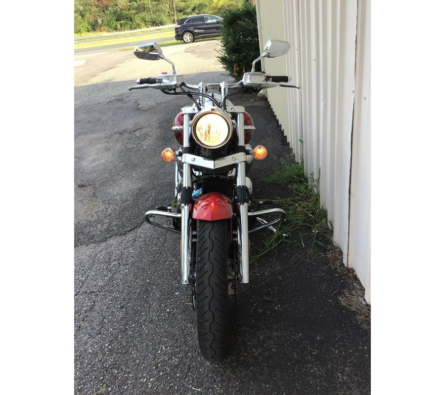 2009 Yamaha Raider® S Candy Red w/Flames