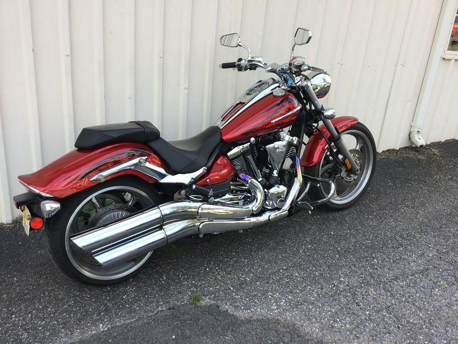 2009 Yamaha Raider® S Candy Red w/Flames