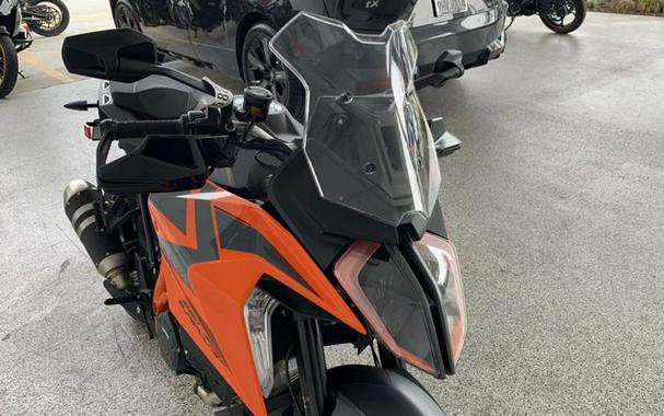 2023 KTM 1290 SUPER DUKE GT