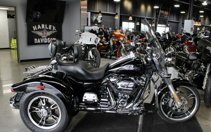 Used 2017 Harley-Davidson Freewheeler FLRT Trike For Sale In Columbus, OH