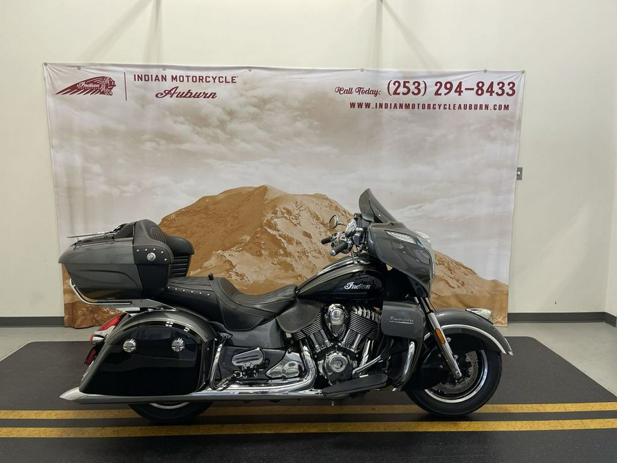 2017 Indian Motorcycle® Roadmaster® Steel Gray Over Thunder Black