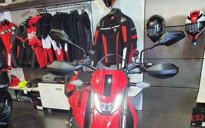 2024 Ducati Hypermotard 698 Mono Red