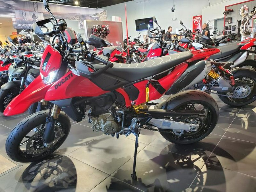 2024 Ducati Hypermotard 698 Mono Red