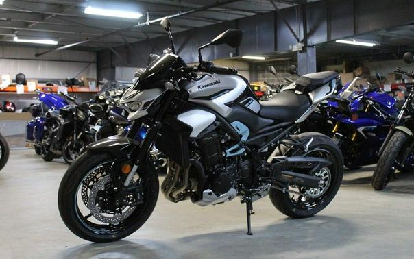 2025 Kawasaki Z900 ABS