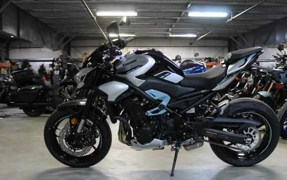 2025 Kawasaki Z900 ABS