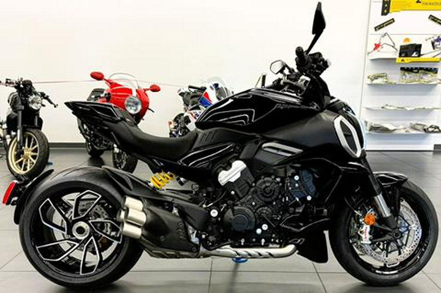2025 Ducati Diavel V4