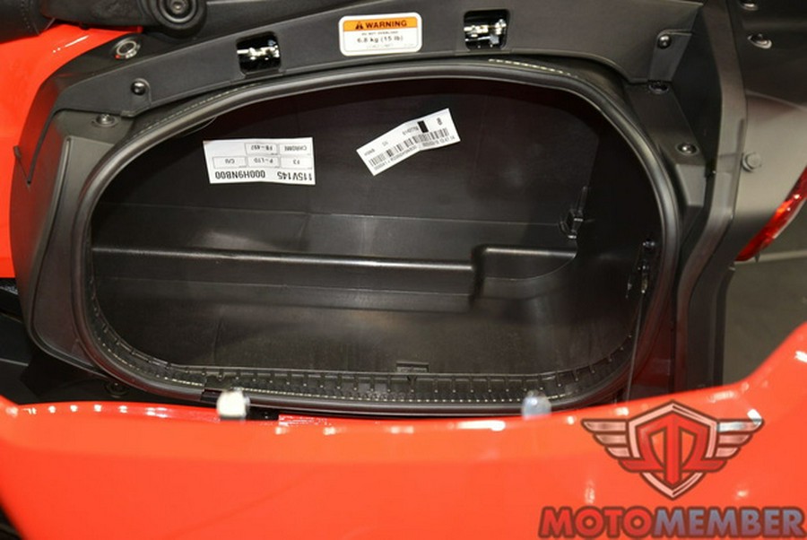 2022 Can-Am Spyder F3 Limited Chrome Wheels