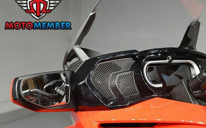 2022 Can-Am Spyder F3 Limited Chrome Wheels