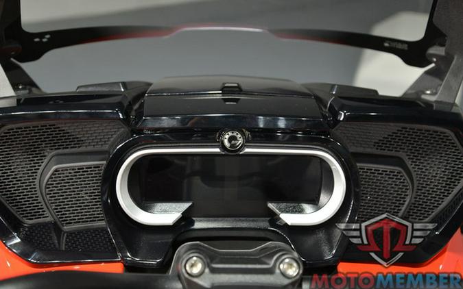 2022 Can-Am Spyder F3 Limited Chrome Wheels