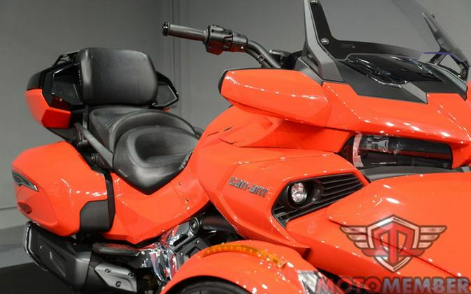 2022 Can-Am Spyder F3 Limited Chrome Wheels