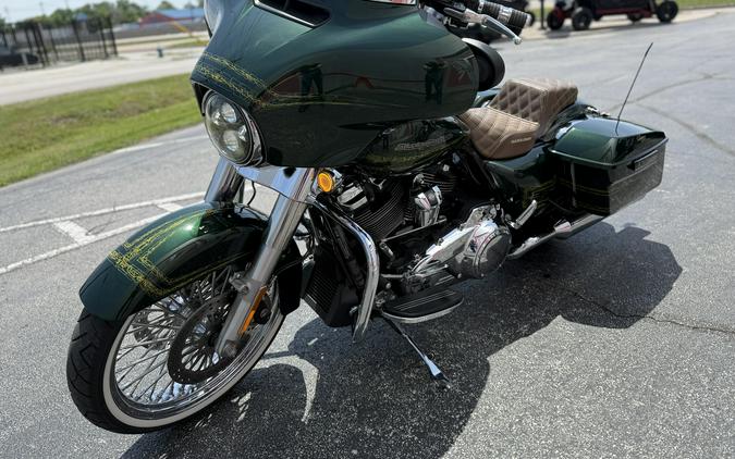 2019 Harley-Davidson® Street Glide FLHX - 09226T