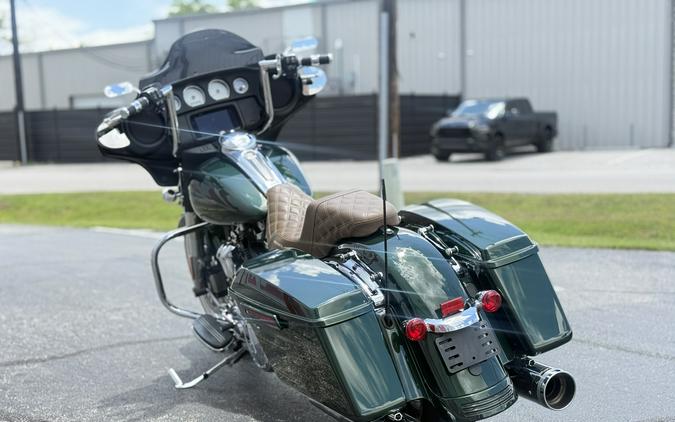 2019 Harley-Davidson® Street Glide FLHX - 09226T