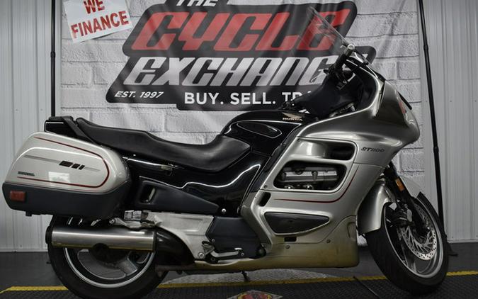 1998 Honda ST 1100