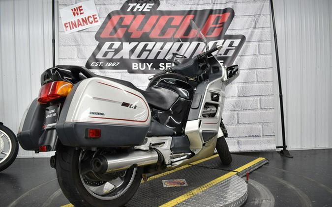 1998 Honda ST 1100
