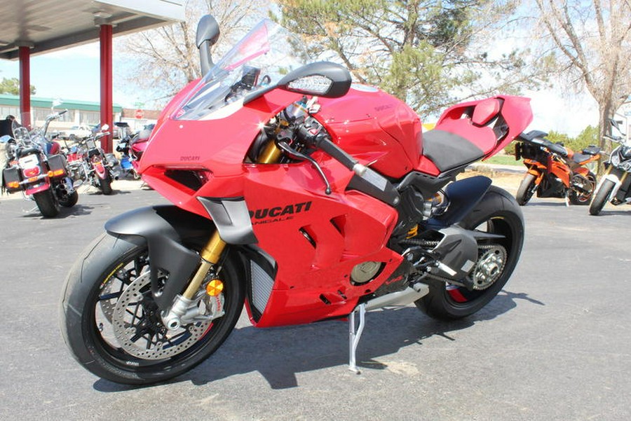 2024 Ducati PANV4S