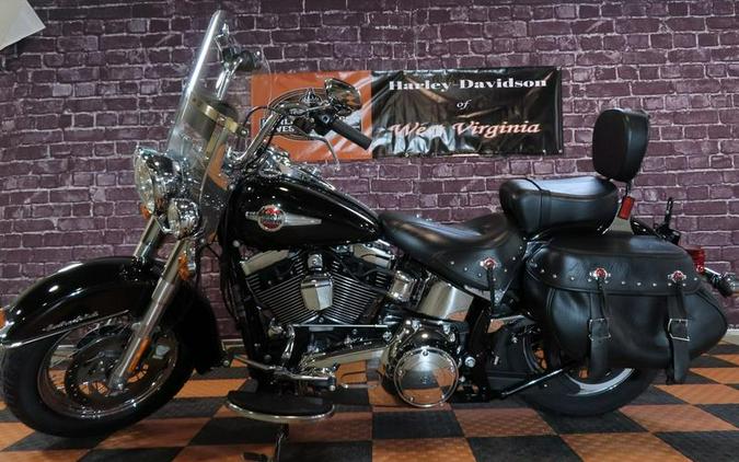 2017 Harley-Davidson® FLSTC - Heritage Softail® Classic