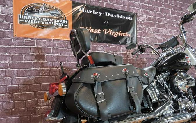 2017 Harley-Davidson® FLSTC - Heritage Softail® Classic