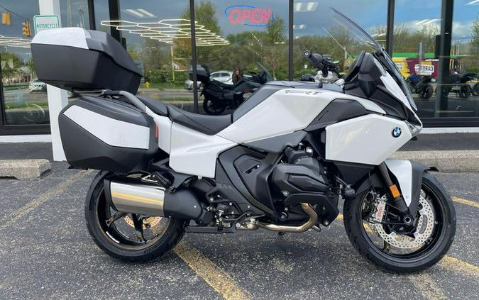 New 2026 BMW R 1300 RT