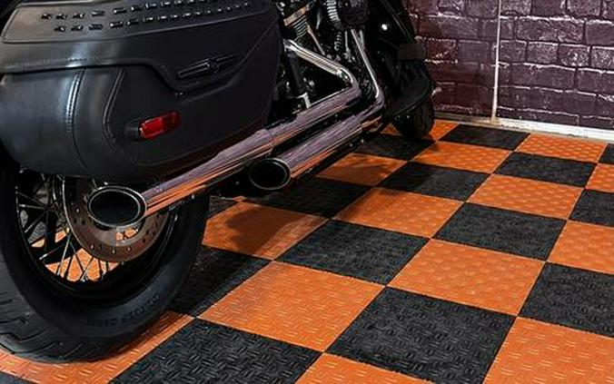 2020 Harley-Davidson® FLHCS - Heritage Classic 114