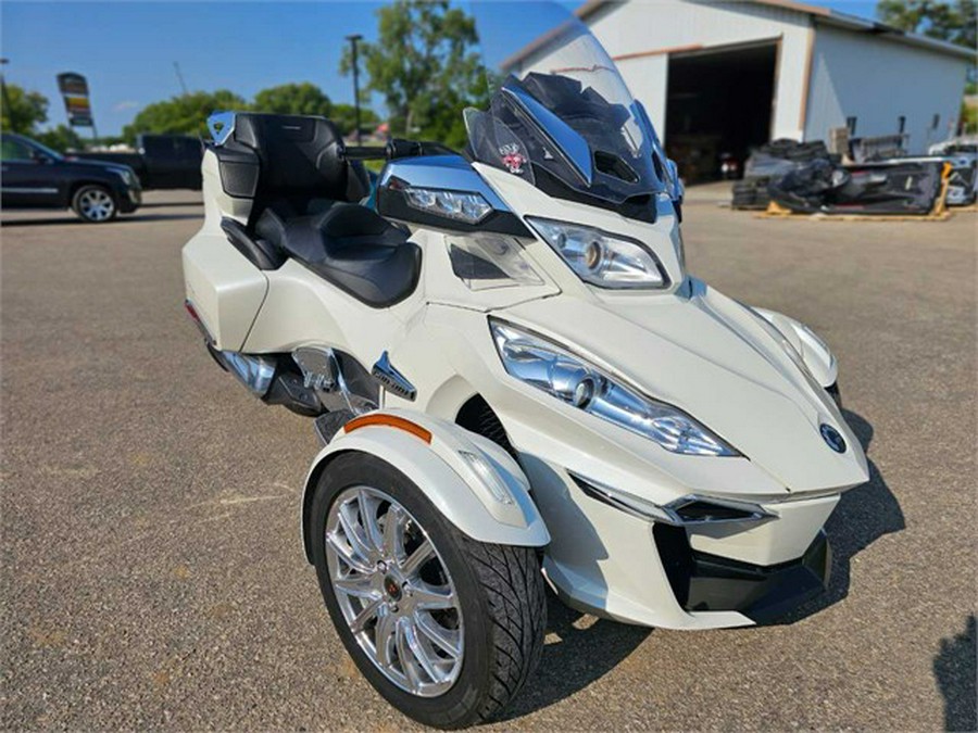 2017 Can-Am Spyder RT Limited