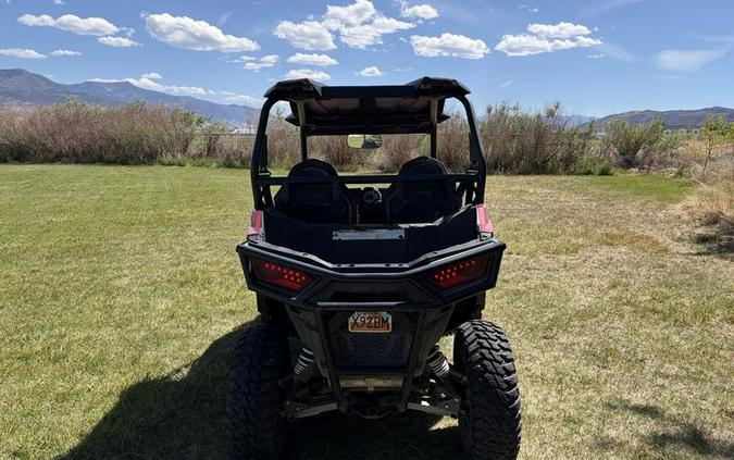 2015 Polaris® RZR® 4 900 EPS Voodoo Blue