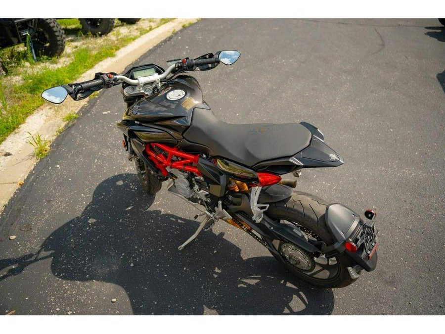 2014 MV Agusta Rivale 800